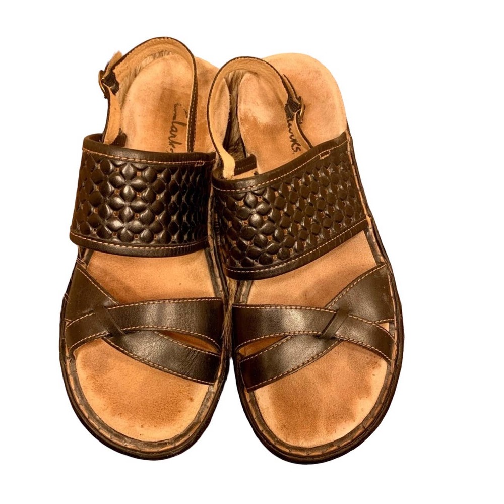 Clarks Black Leather Womens Sandals Sz 7.5 Basket Weave Floral Comfort Shoes